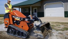 SK750 Mini Skid Steer